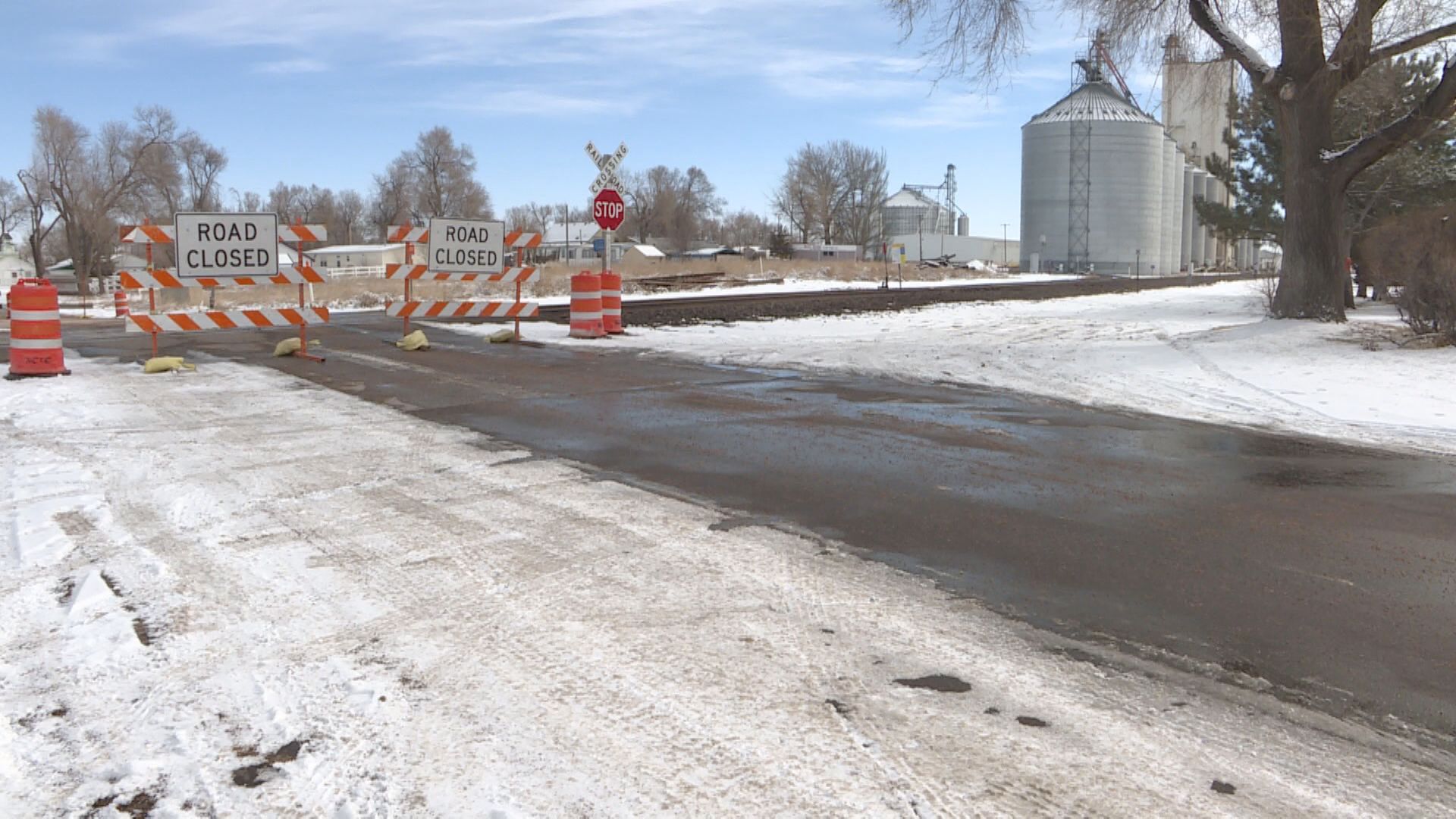 Eaton mayor blocks off railroad crossing following last week's fatal